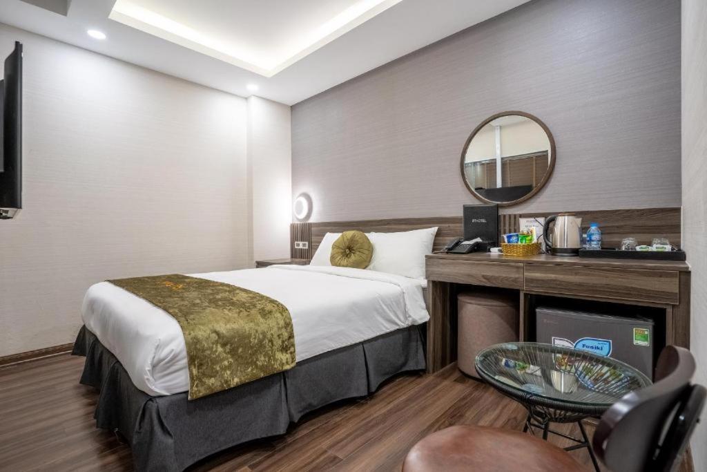 3T Hotel 41 Nguyen Thai Hoc- By Bay Luxury Ханой Екстер'єр фото